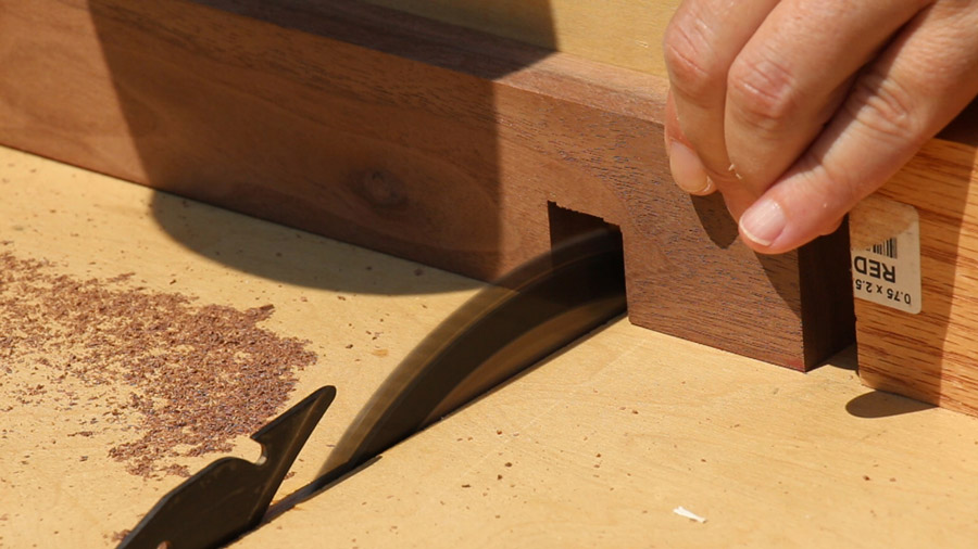 How To Cut Notches In Wood